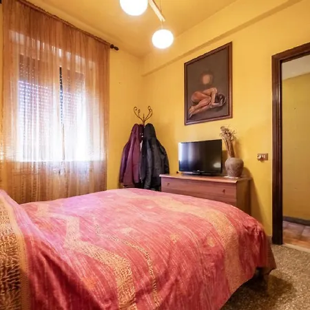 3 Locali Situato All'ottavo Piano * Roma