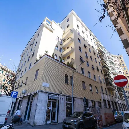 3 Locali Situato All'ottavo Piano